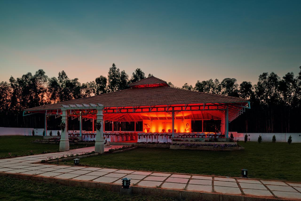 Fiestaa Resort n Events Venue Devanahalli Buitenkant foto