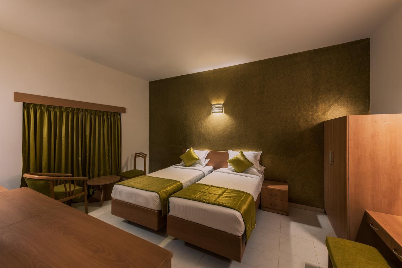Fiestaa Resort n Events Venue Devanahalli Buitenkant foto